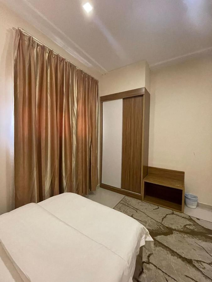 Orient House Aparthotel Ha'il Buitenkant foto